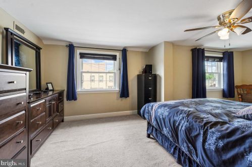 201 School Ln, Media PA 19064-2537 exterior