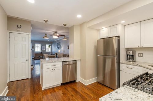 1529 Clarion St, Philadelphia PA  19147-6209 exterior