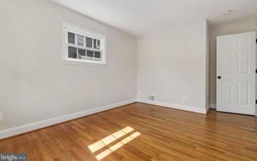 6527 Divine St, Mc Lean VA 22101-4623 exterior