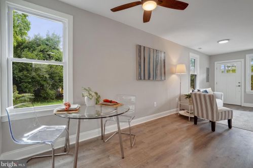 5324 James Pl, Washington, DC 20019-7023