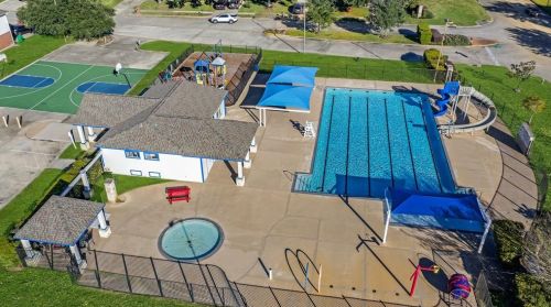 18222 Post Oak Vw Ct, Humble TX 77346-3464 exterior