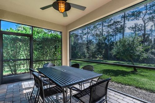 7770 Bucks Run Dr, Naples FL 34120-3904 exterior