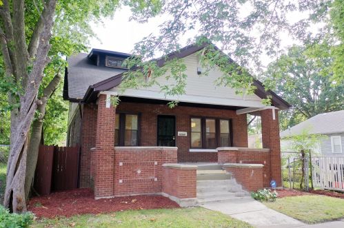 12337 Perry Ave, Chicago, IL 60628-6806