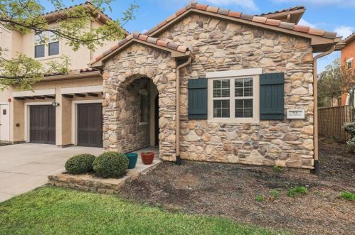 516 Via Amalfi, Irving TX  75039-2853 exterior