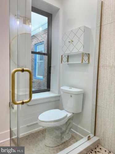 1639 Jackson St, Philadelphia PA 19145-3617 exterior