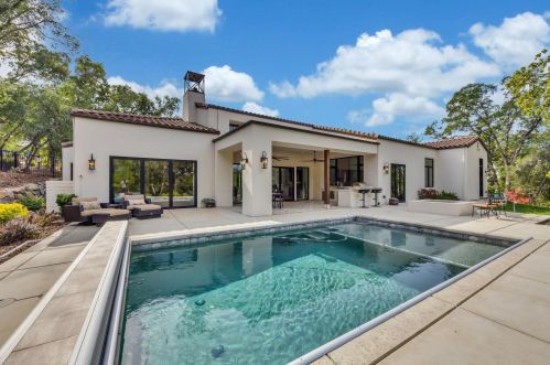 3840 Greenview Dr, Folsom CA  95762-5218 exterior