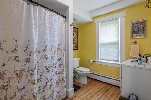 3 Broad Ave, Concord NH  03301-2734 exterior