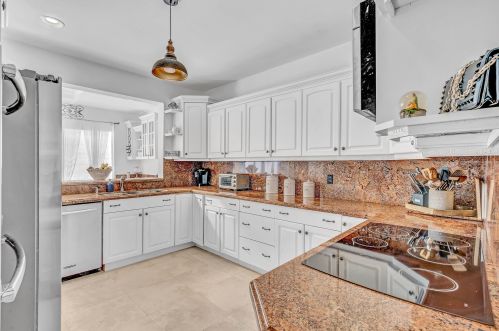 6736 Via Regina, Boca Raton FL 33433-3925 exterior