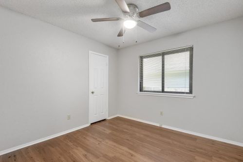 7906 Epping Ln, Austin TX 78745-6831 exterior