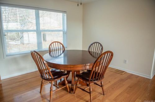 191 Schutt Rd, Middletown NY 10940-2551 exterior