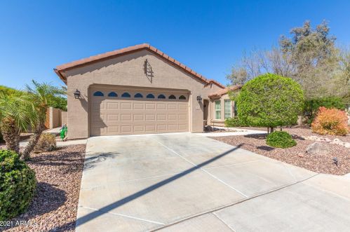 6590 Bradshaw Way, Chandler, AZ 85249-8957