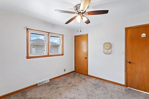 4460 65th St, Milwaukee WI  53220-3420 exterior