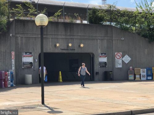 12914 Evanston St, Rockville MD 20853-3002 exterior