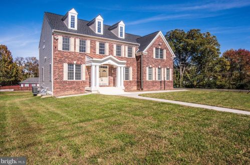 8106 Ashton St, Alexandria VA 22309-1345 exterior