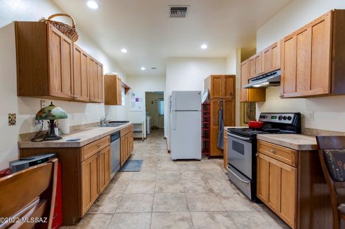 141 2 St, Tucson AZ 85716-4340 exterior