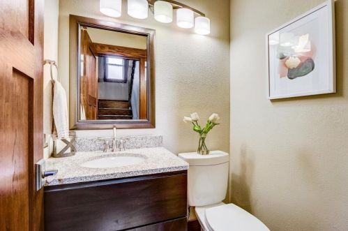 9916 Grantosa Dr, Milwaukee WI  53222-1411 exterior