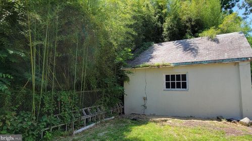 316 Maple Ave, Trenton NJ 08618-3402 exterior