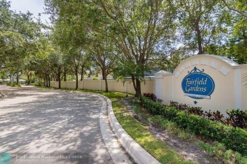 1841 12th St, Boca Raton FL 33486-1431 exterior