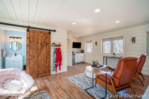 1810 Morning Glory Ln, Fennville MI  49408-9720 exterior