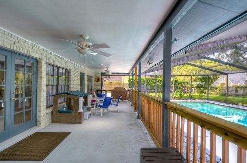 4219 Cartnal Ave, Tampa FL  33618-8600 exterior