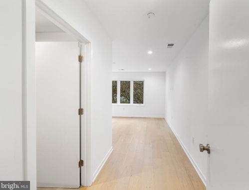 618 Catharine St, Philadelphia PA  19147-2910 exterior