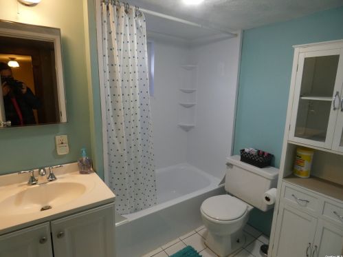 144 Old Country Rd, Huntington Station NY 11747-1814 exterior