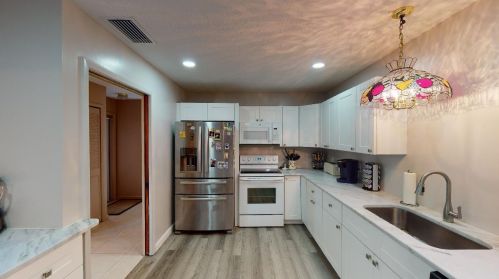 148 Sagamore Ter, Fort Pierce FL 34983-1287 exterior