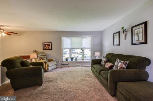 420 Hidden Vly Rd, Chester PA 19014-2534 exterior