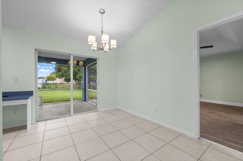 462 Mainsail St, Fort Pierce FL  34983-1265 exterior