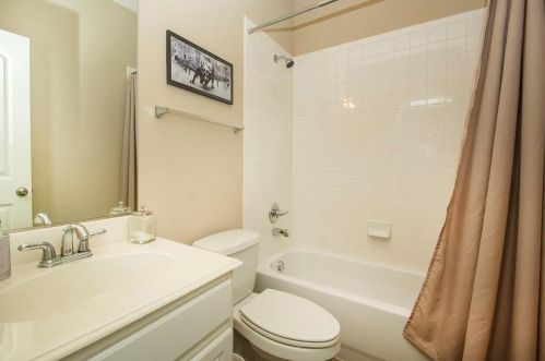 1416 Biltmore Ln, Irving TX exterior