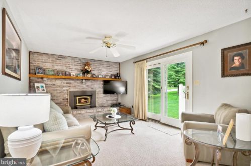 217 Vly Rd, Media PA 19063-5616 exterior