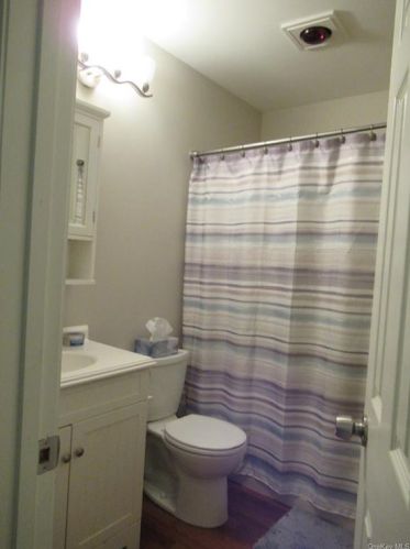 48 Brittany Dr, Middletown NY 10940-4251 exterior