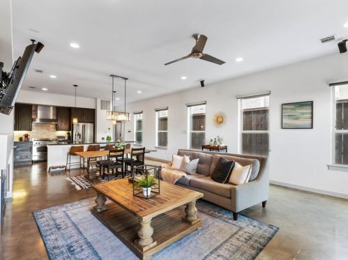 1814 Euclid Ave, Dallas, TX 75206-7427