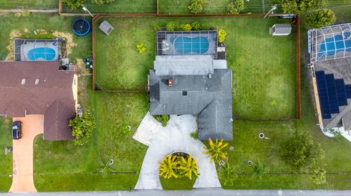 2471 Shell Ave, Fort Pierce FL  34952-6857 exterior