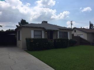 901 Apricot Ave, Tulare CA  93274-4405 exterior