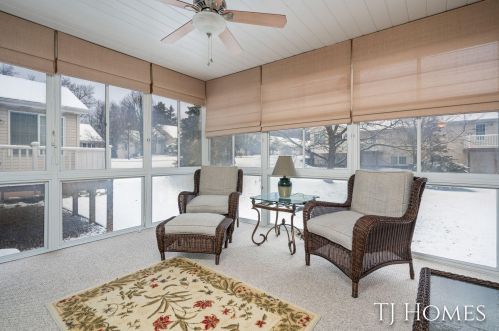 2036 Palmerton Ct, Grand Rapids MI 49505-7159 exterior