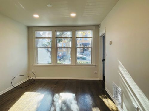 3036 40th Pl, Chicago, IL 60632-2422