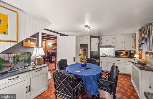 126 Fairfax St, Alexandria VA 22314-3331 exterior