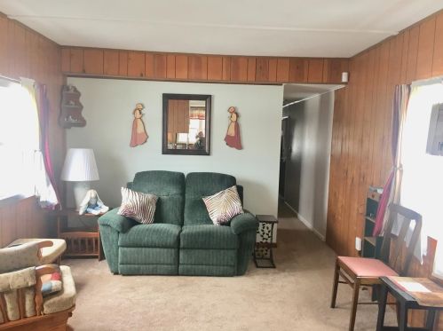 417 Middle Rd, Dover NH 03820-4921 exterior