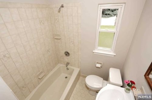 61 Birch Rd, Dumont NJ 07628-2010 exterior