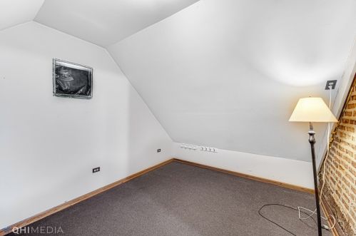 3244 Hamilton Ave, Chicago IL 60625-1403 exterior