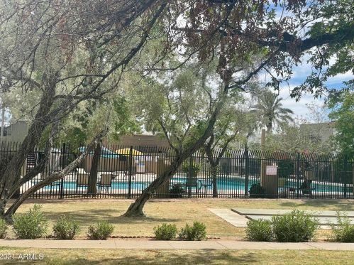 3858 30th St, Phoenix, AZ 85016-6960