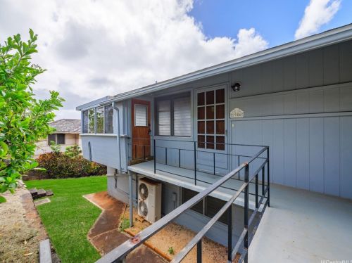 1986 Paula Dr, Honolulu HI  96816-3940 exterior