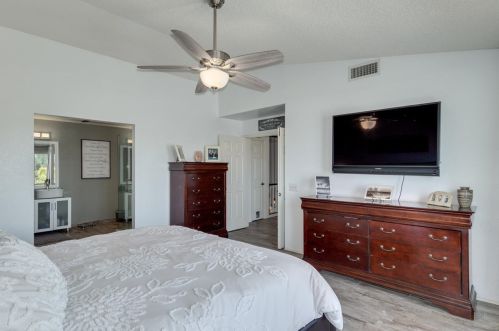 13229 40 St, Phoenix AZ 85018-1601 exterior