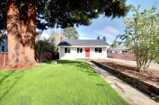 10822 3rd Ave, Seattle WA  98168-1410 exterior