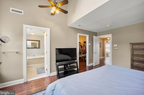 60 Victoria Sq, Media PA 19063-4044 exterior