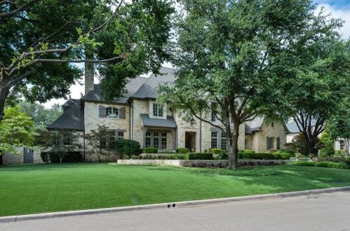 66 Braewood Pl, Dallas, TX 75248-7901