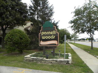 5684 27th St, Milwaukee, WI 53221-4108