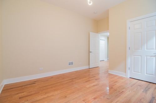 1509 Kostner Ave, Chicago IL 60630-4008 exterior