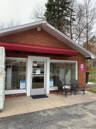 995 Brodhead Rd, Moon Twp PA  15108-2349 exterior